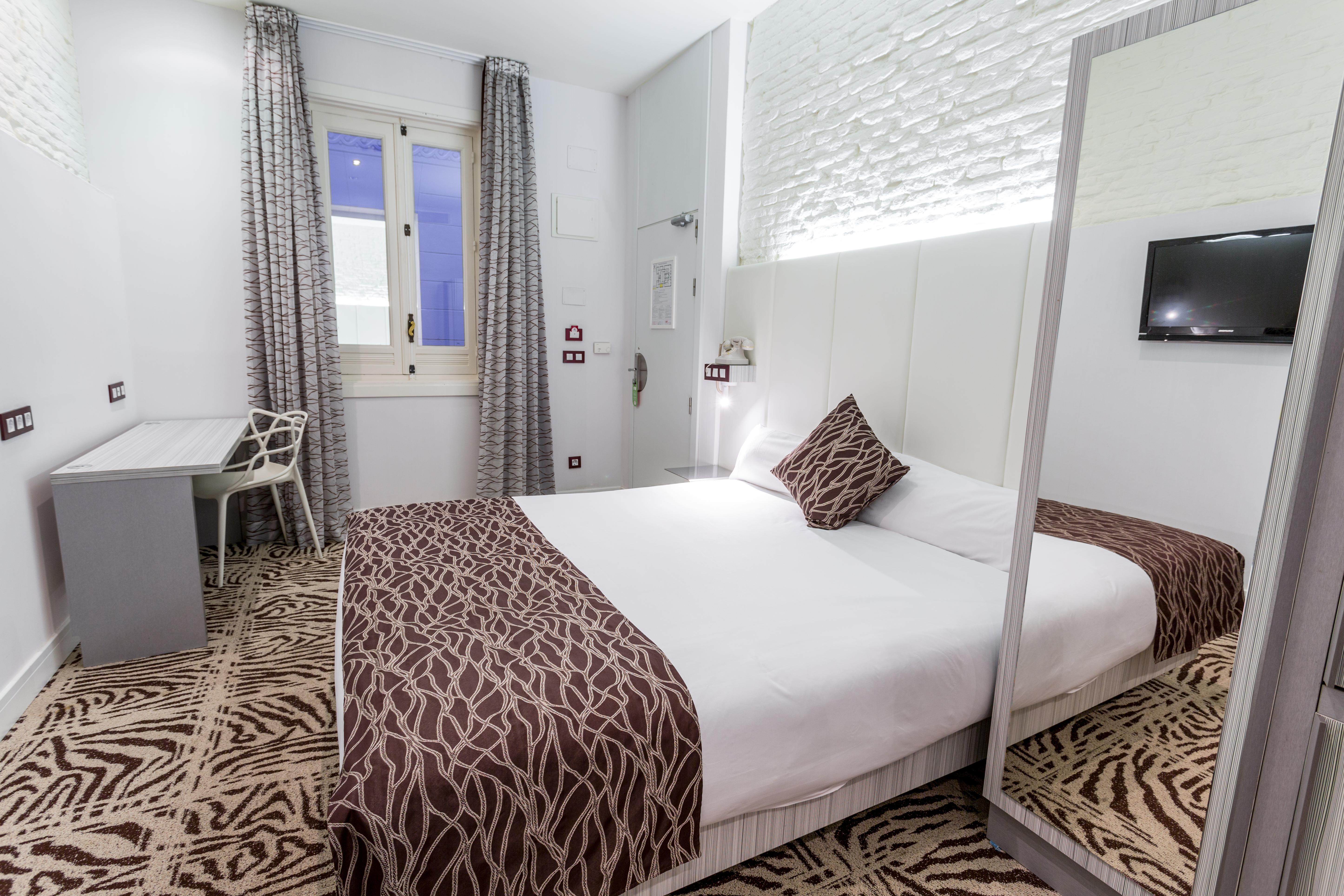 Petit Palace Lealtad Plaza Madrid Dış mekan fotoğraf